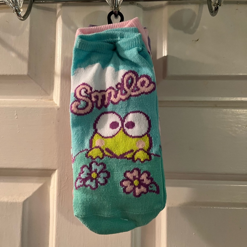 Hello Kitty socks - Picture 2 of 2